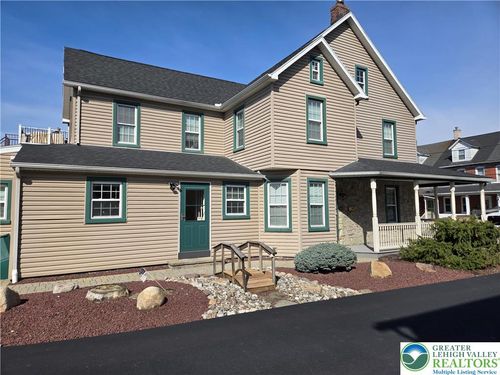 b-40 Evergreen St, Nazareth, PA, 18064-2810 | Card Image