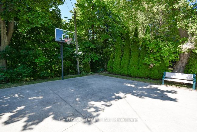 73075 Ducharme Beach Rd, House other with 5 bedrooms, 2 bathrooms and 4 parking in Zurich ON | Image 33