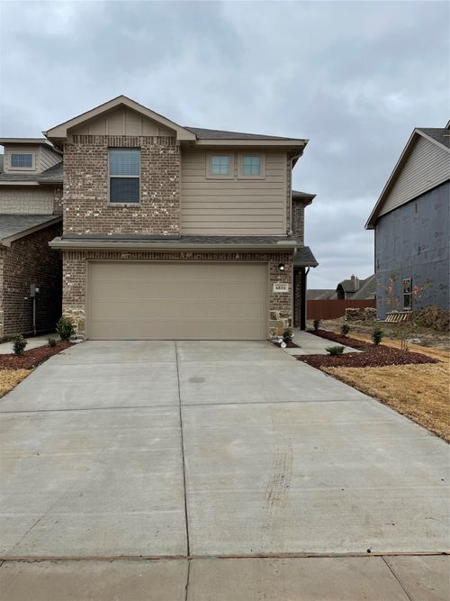 6816 Topaz Dr, Greenville, TX, 75402-8131 | Card Image