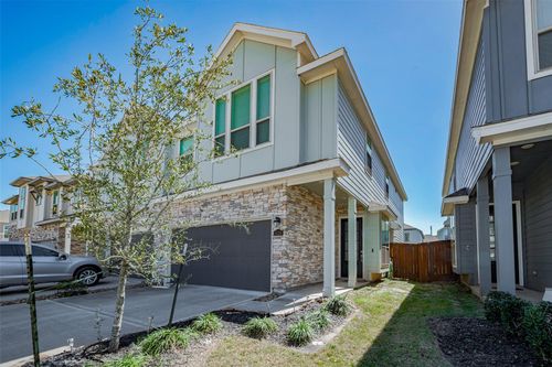 4134 Champlain Way, Iowa Colony, TX, 77583-4695 | Card Image