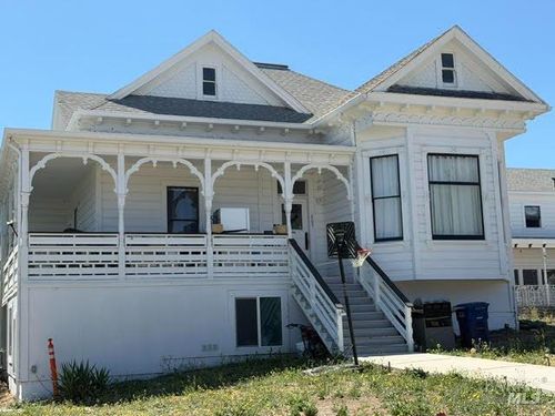 205 S 2nd St, Rio Vista, CA, 94571-1805 | Card Image