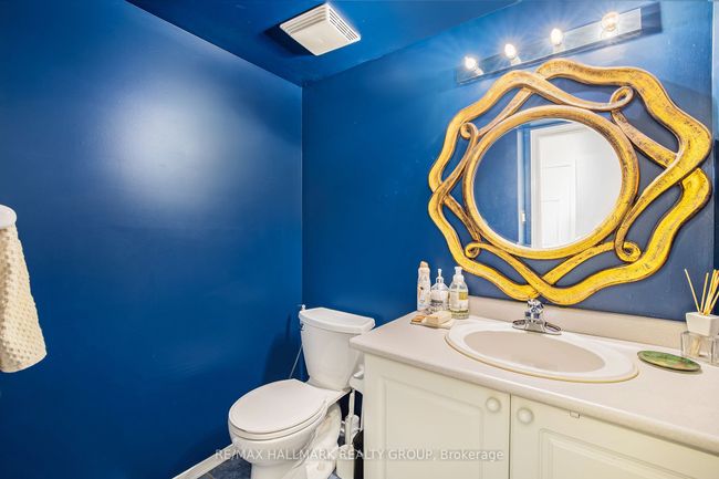 63 Manhattan Cres, House attached with 2 bedrooms, 2 bathrooms and 2 parking in Ottawa ON | Image 10