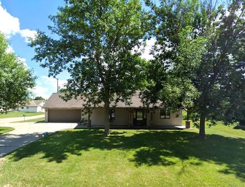 466 Church St N, Eden Valley, MN, 55329-1218 | Card Image