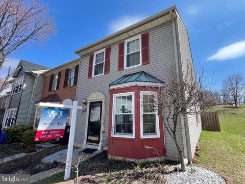1627 Willowwood Ct, Landover, MD, 20785-4084 | Card Image