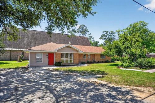 513 Michigan Ave, Slidell, LA, 70458-2827 | Card Image
