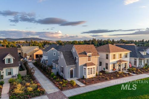 1508 S Picotee Cir, Moscow, ID, 83843-5161 | Card Image