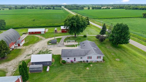 10668 Oak Center Rd, Waupun, WI, 53963 | Card Image