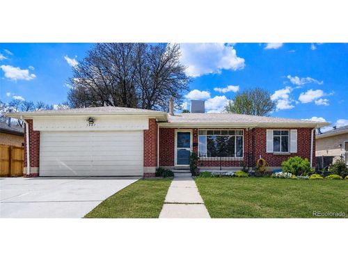 1227 S Harlan St, Lakewood, CO, 80232-5720 | Card Image