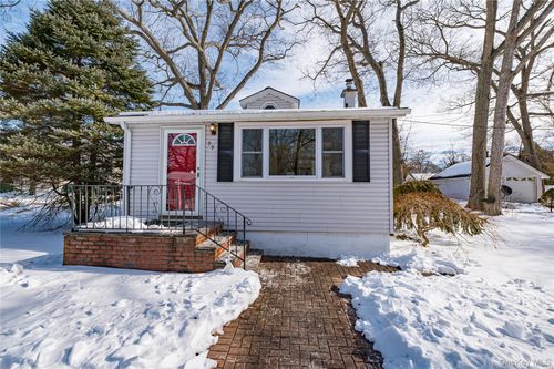 59 Webster Ave, Ronkonkoma, NY, 11779-1625 | Card Image