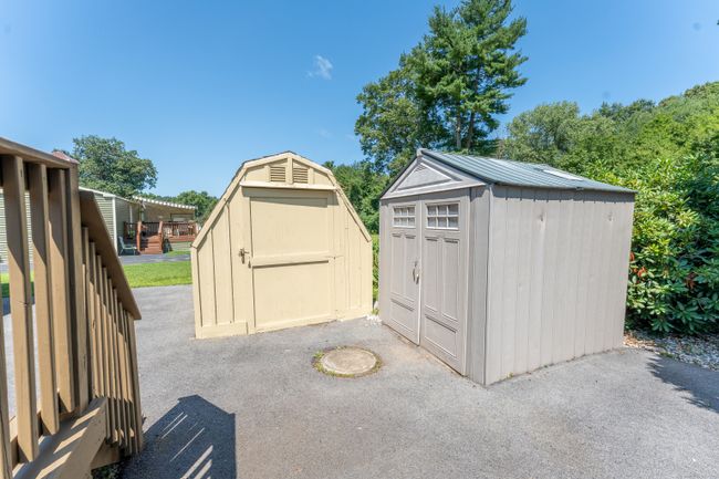 7 Highland Dr, House other with 2 bedrooms, 2 bathrooms and null parking in Quinebaug CT | Image 6