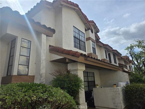 1651 S Juniper St, Escondido, CA, 92025 | Card Image