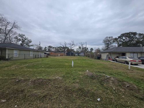 6929 Peyton St, Houston, TX, 77028-5016 | Card Image