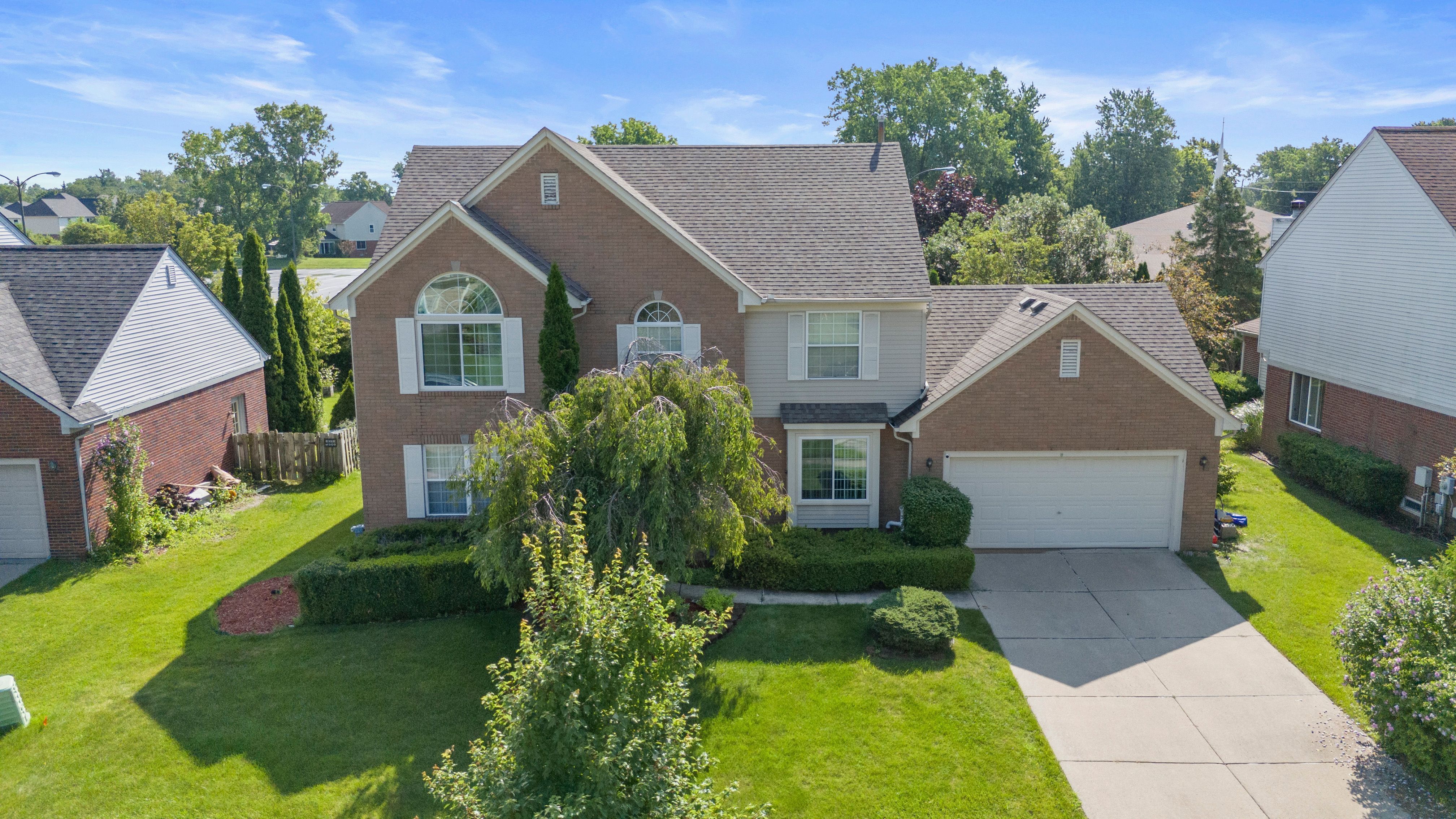 Worthington Dr, Troy, MI 48085