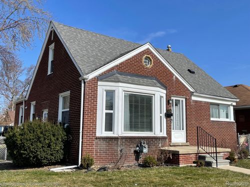 724 Winchester Ave, Lincoln Park, MI, 48146-3168 | Card Image