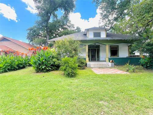 236 8th St, Somerville, TX, 77879-3855 | Card Image