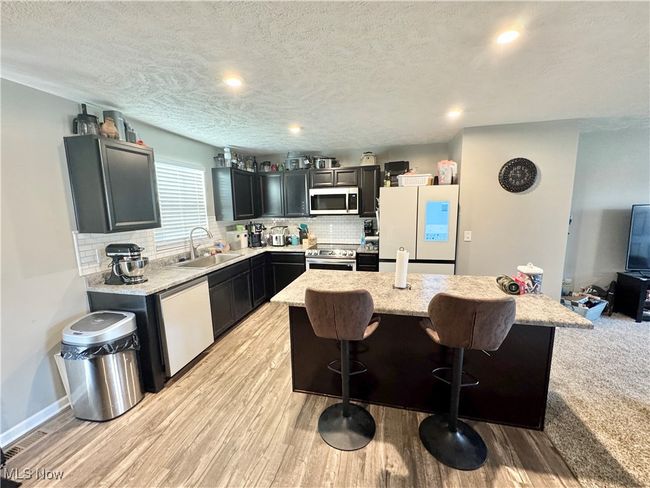 117 Fall Lake Ln, House other with 4 bedrooms, 3 bathrooms and null parking in Amherst OH | Image 6