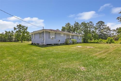 50 County Road 2051, Hull, TX, 77564 | Card Image
