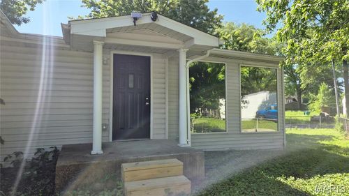 4500 Walter Ave, Granite City, IL, 62040-2421 | Card Image