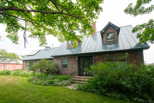 376 Grimes Rd, Lincoln, VT, 05443-9695 | Card Image