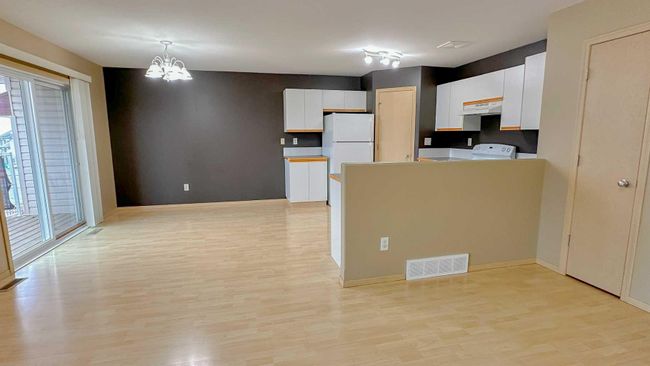 52 - 103 Addington Drive, Home with 2 bedrooms, 1 bathrooms and 2 parking in Red Deer AB | Image 12