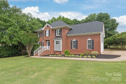 9004 Lauriston Pl, Mint Hill, NC, 28227-8989 | Card Image