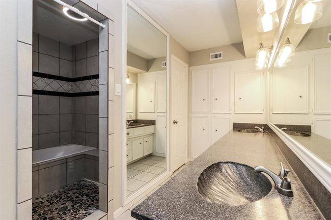 488 Stephen F Austin Dr, House other with 4 bedrooms, 3 bathrooms and 2 parking in Conroe TX | Image 12