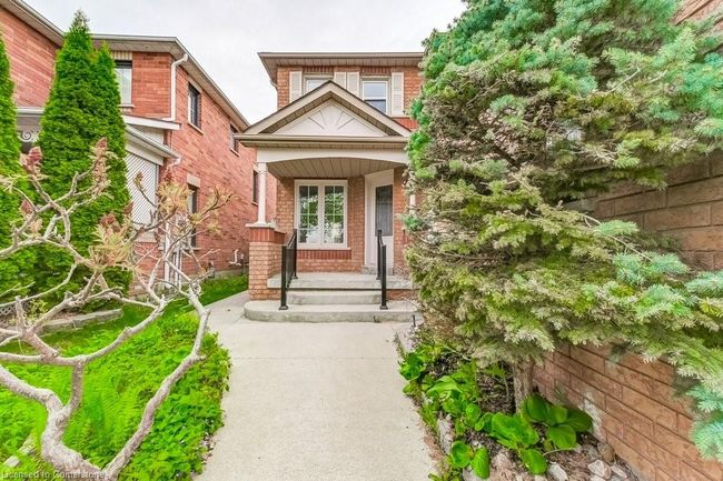 36 Mapleshade Dr, House other with 4 bedrooms, 4 bathrooms and 3 parking in Brampton ON | Image 4