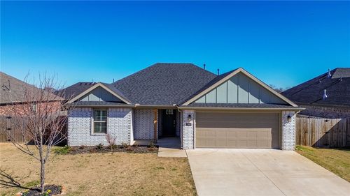 988 Arden St, Tontitown, AR, 72762-3195 | Card Image