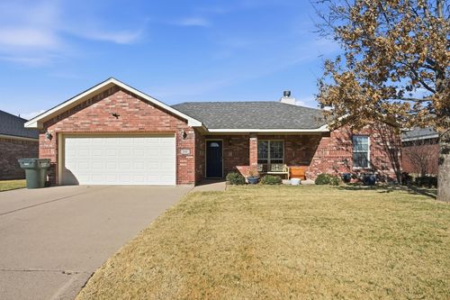 334 Sugarloaf Ave, Abilene, TX, 79602-8323 | Card Image