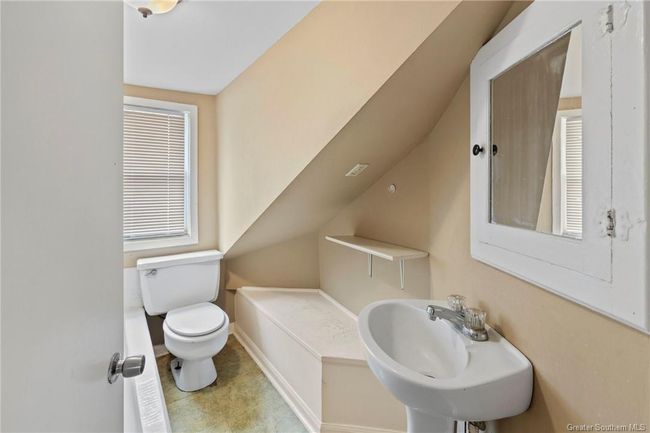 Upper bath | Image 11