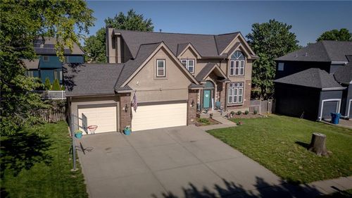 1437 Coventry Ln, Liberty, MO, 64068-3284 | Card Image