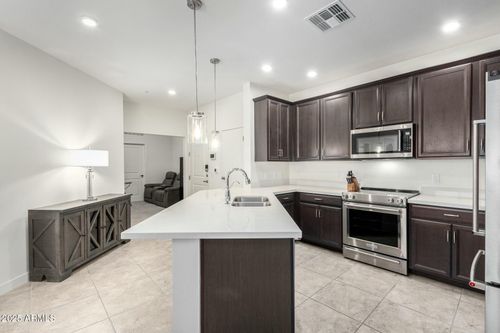 415-2511 W Queen Creek Rd, Chandler, AZ, 85248-0140 | Card Image