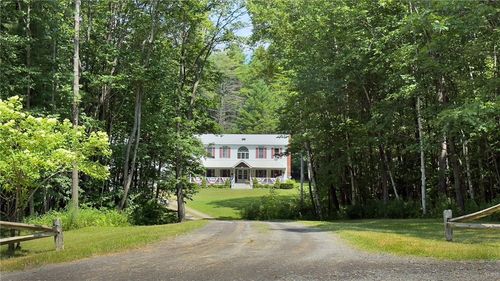 748 Middlefield Rd, Schenevus, NY, 12155-3511 | Card Image