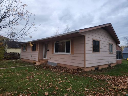 2107 5th St E, Ashland, WI, 54806-2310 | Card Image
