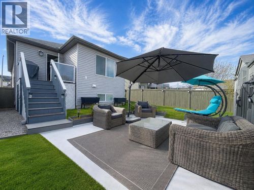 107 Skyview Springs Manor Ne, Calgary, AB, T3N0A8 | Card Image