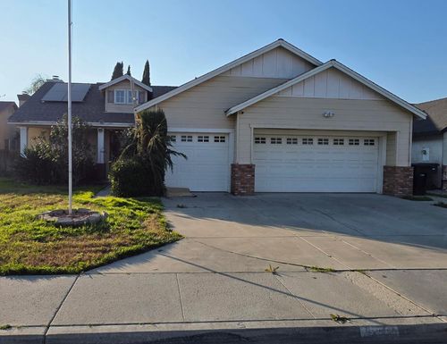 3026 Sage Ct, Hanford, CA, 93230-3380 | Card Image