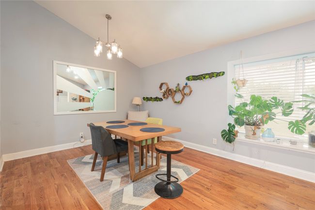 Formal dining area | Image 33