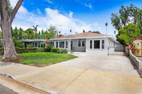 4061 Maplewood Pl, Riverside, CA, 92506-1865 | Card Image
