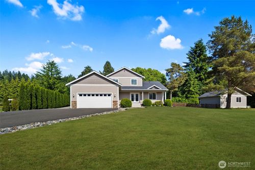 225 145th Dr Se, Snohomish, WA, 98290-5683 | Card Image