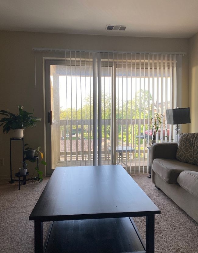 APT-301 - 208 Glengarry Dr, Condo with 2 bedrooms, 2 bathrooms and 2 parking in Bloomingdale IL | Image 4