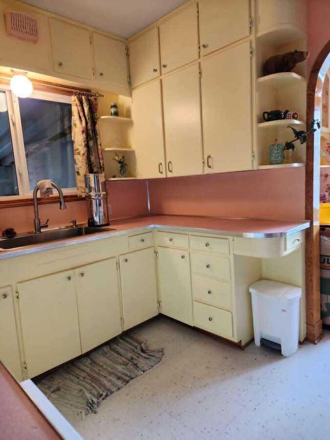 221 Center Avenue Ne, House other with 3 bedrooms, 2 bathrooms and 5 parking in Milk River AB | Image 7