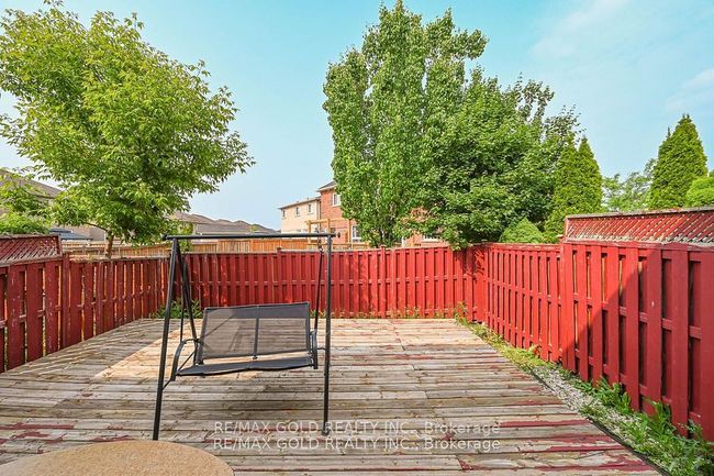 11 Caversham Dr, House attached with 6 bedrooms, 4 bathrooms and 3 parking in Brampton ON | Image 43