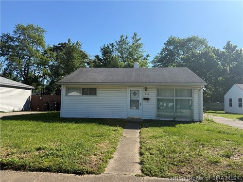 806 Sharon Dr, Jeffersonville, IN, 47130-4518 | Card Image