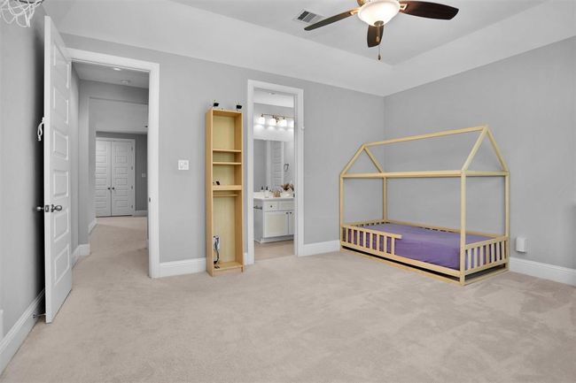 27016 Hidden Grove Landing Dr, House other with 5 bedrooms, 6 bathrooms and 3 parking in Spring TX | Image 35