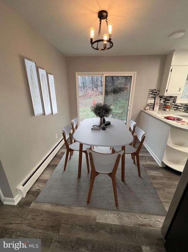12127 Bohr Ct, House other with 4 bedrooms, 2 bathrooms and null parking in GLEN ROCK PA | Image 8
