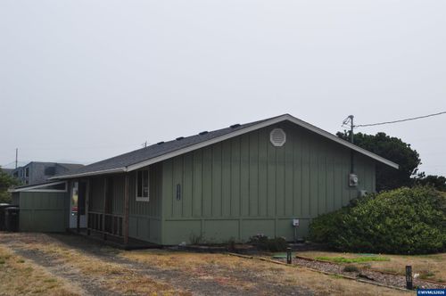 1101 Nw Pacific Way, Waldport, OR, 97394-9504 | Card Image