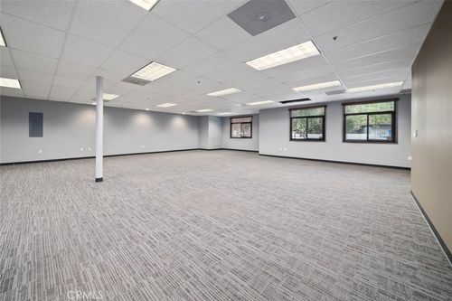 155-735 Tank Farm Rd, SAN LUIS OBISPO, CA, 93401-7064 | Card Image