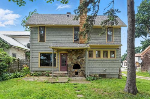 107 S Main St, Wolcottville, IN, 46795-9637 | Card Image