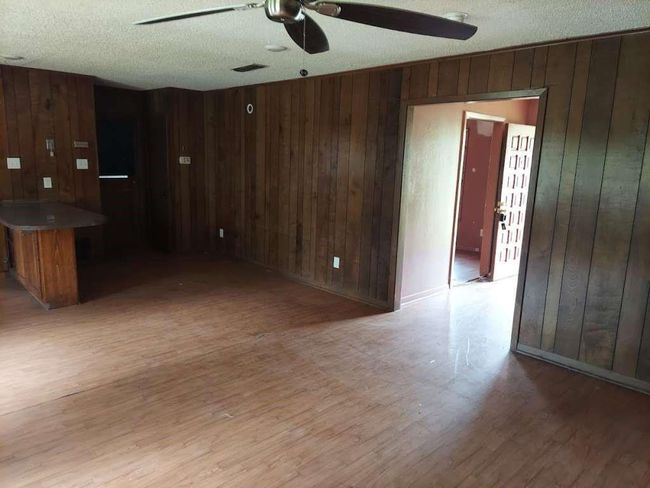 2704 Park Dr, House other with 3 bedrooms, 2 bathrooms and 2 parking in Marshall TX | Image 11