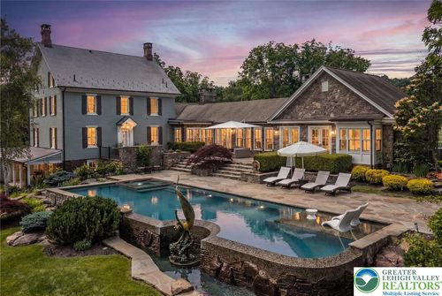 9 Blueberry Ln, PERKASIE, PA, 18944-4226 | Card Image